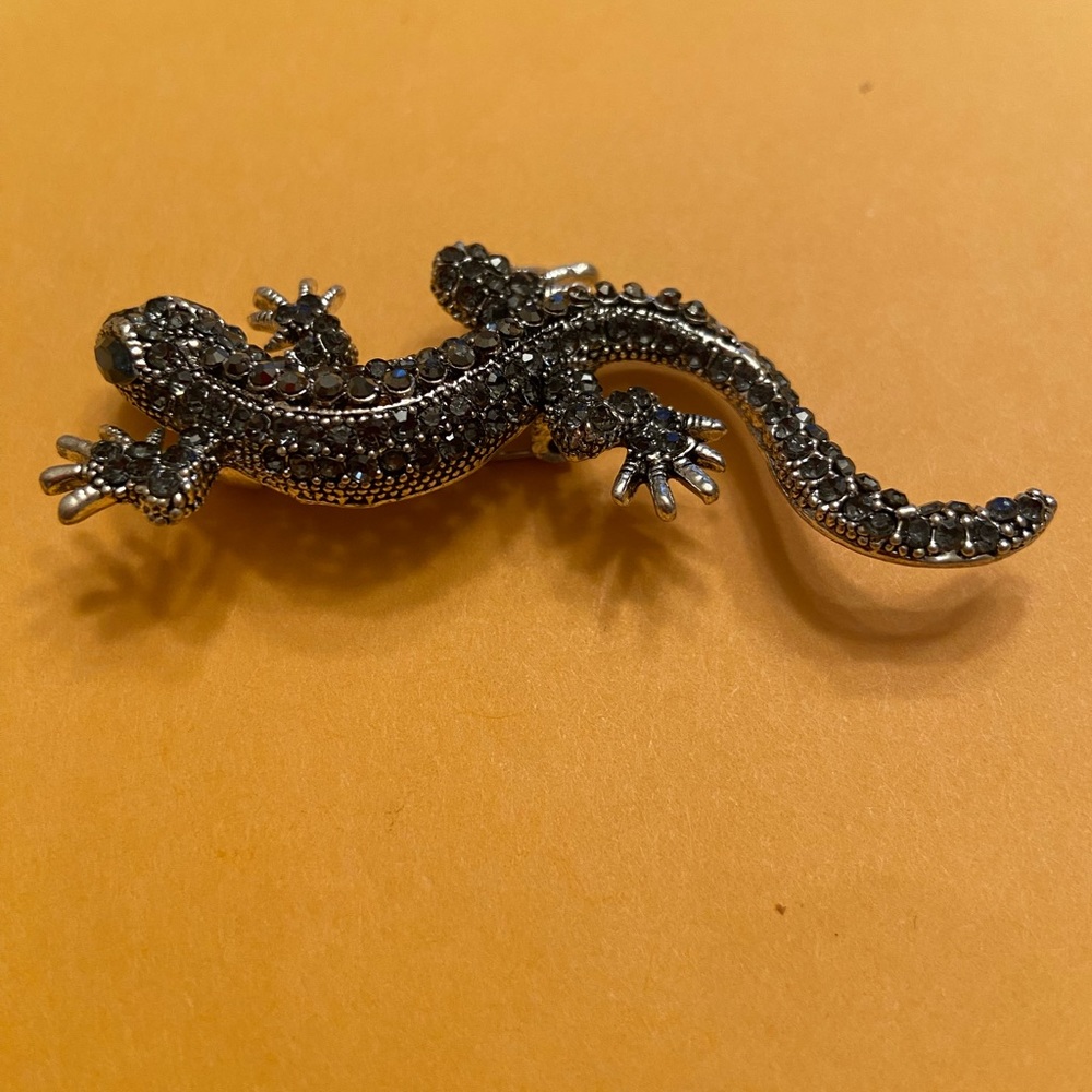 Lizard Rhinestone Brooch pin - Picture 4 of 4